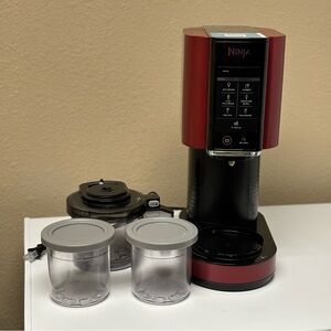 Red Ninja Creami with pints EUC